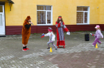 На площадке районного культурно-досугового центра прошла развлекательная программа, посвященная Дню государственного флага России